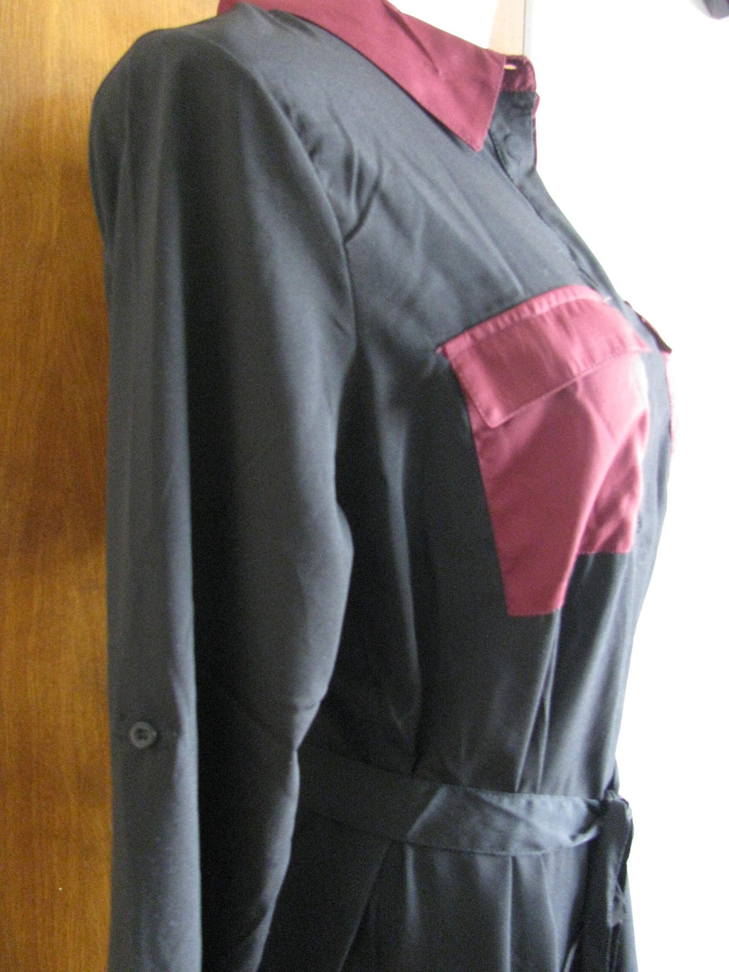 Romeo & Juliet Women's Black Burgundy Dress Size Medium NWT