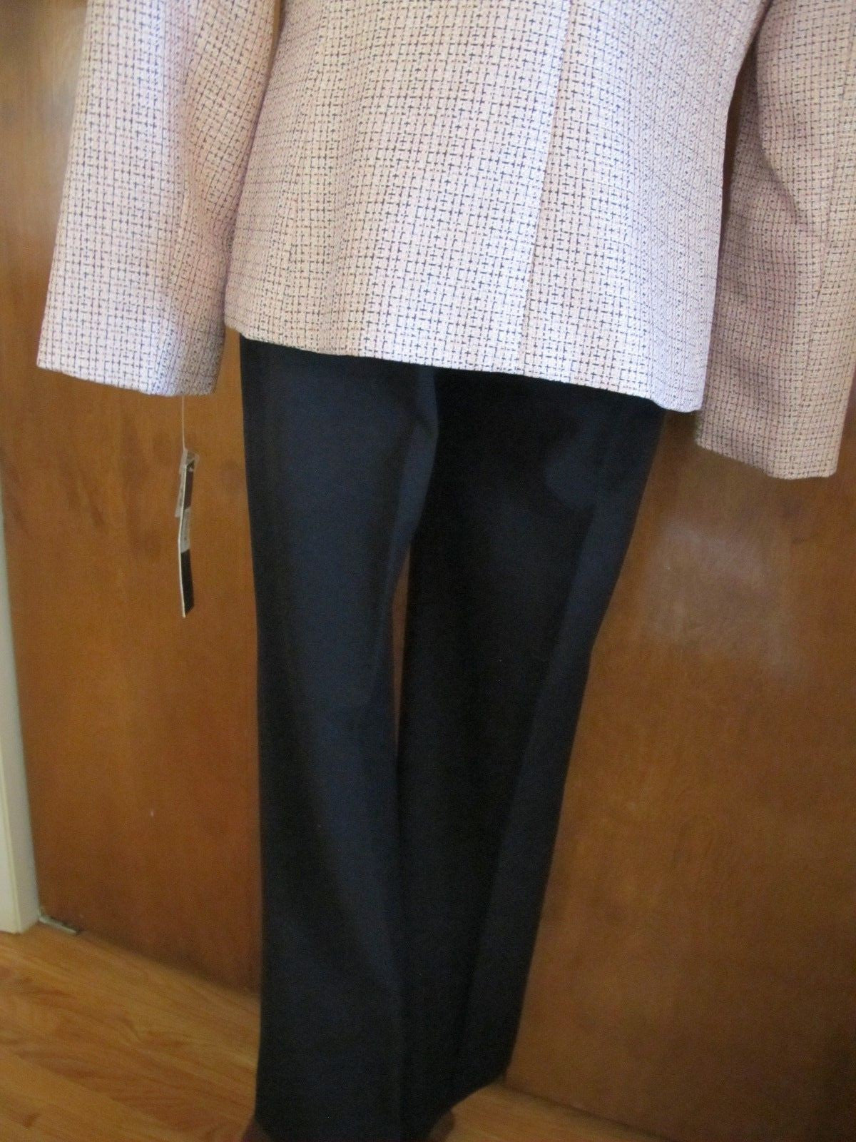 Tahari Asl Women’s Pink Black Pant Suit Set New