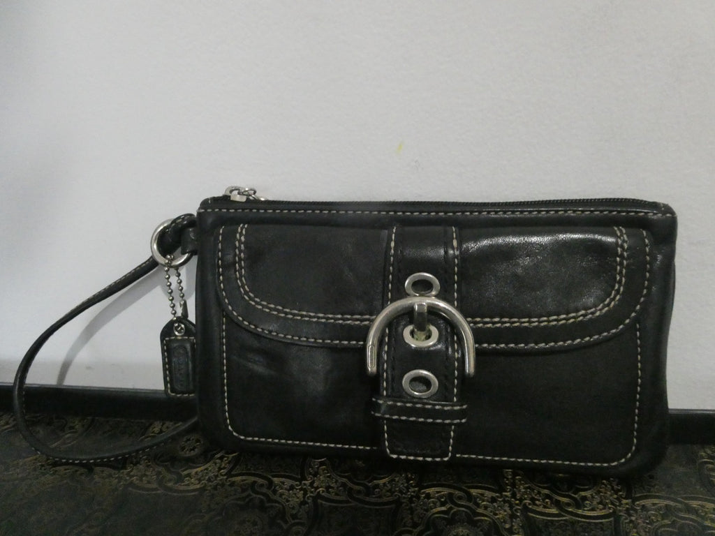 Authentic Vintage Coach Women’s Leather Wristlet Black Small Wallet