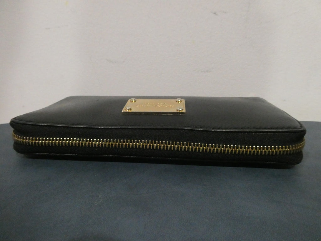 MICHAEL KORS Zip Around Wallet Black Gold Logo Plate Designer Large