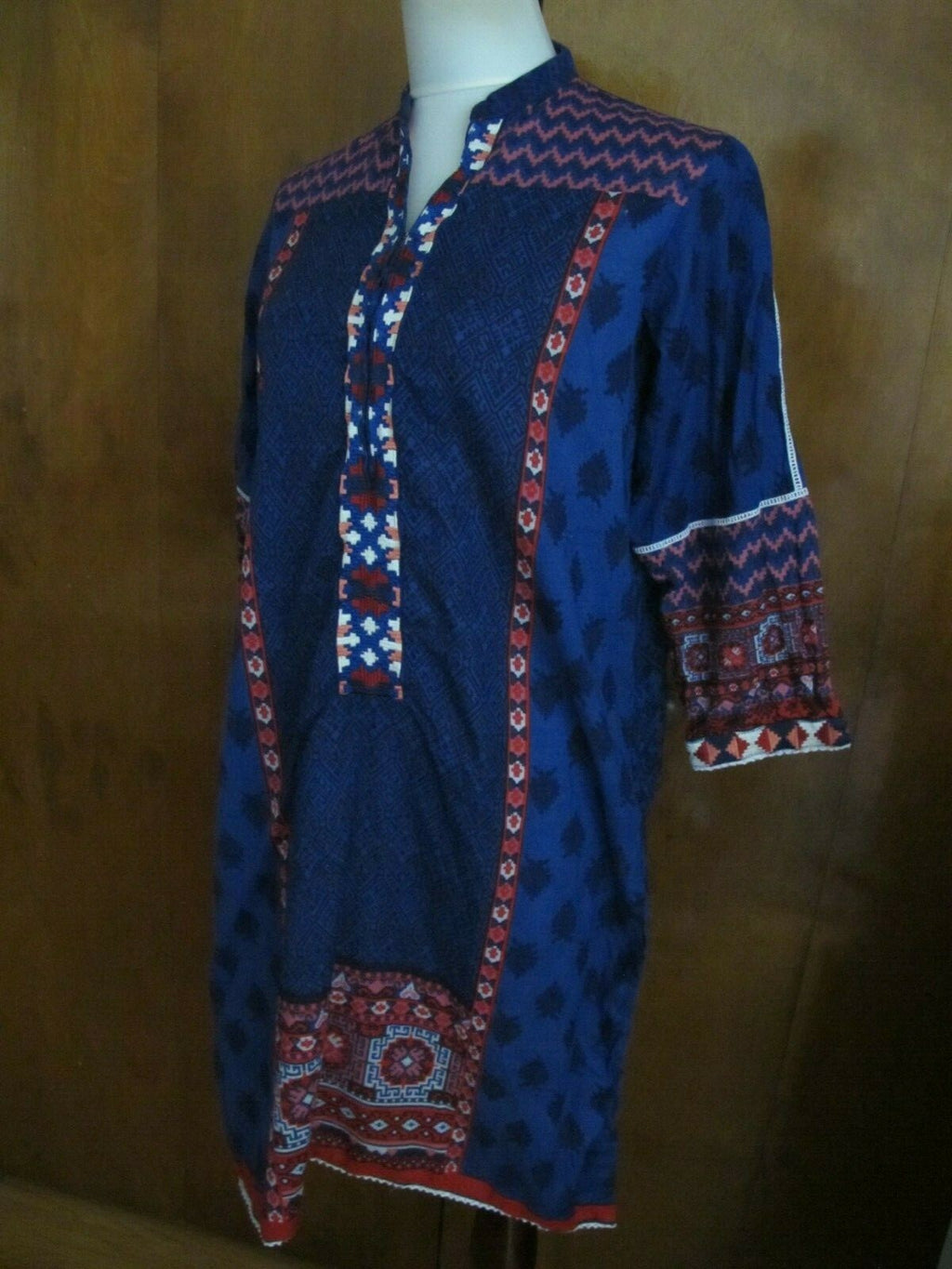 Lime Light Women’s Blue Embroidered  Cotton Tunic Top Or Swim Cover Medium