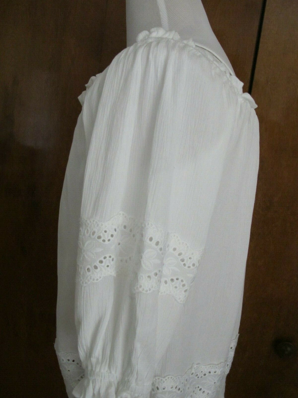 CC women’s ivory detailed trimmed open shoulder blouse top XLarge 