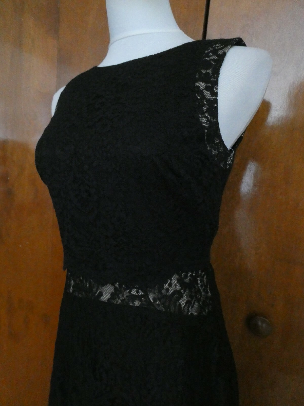 Ralph Lauren women's black lined fabric lace crafted evening dress New