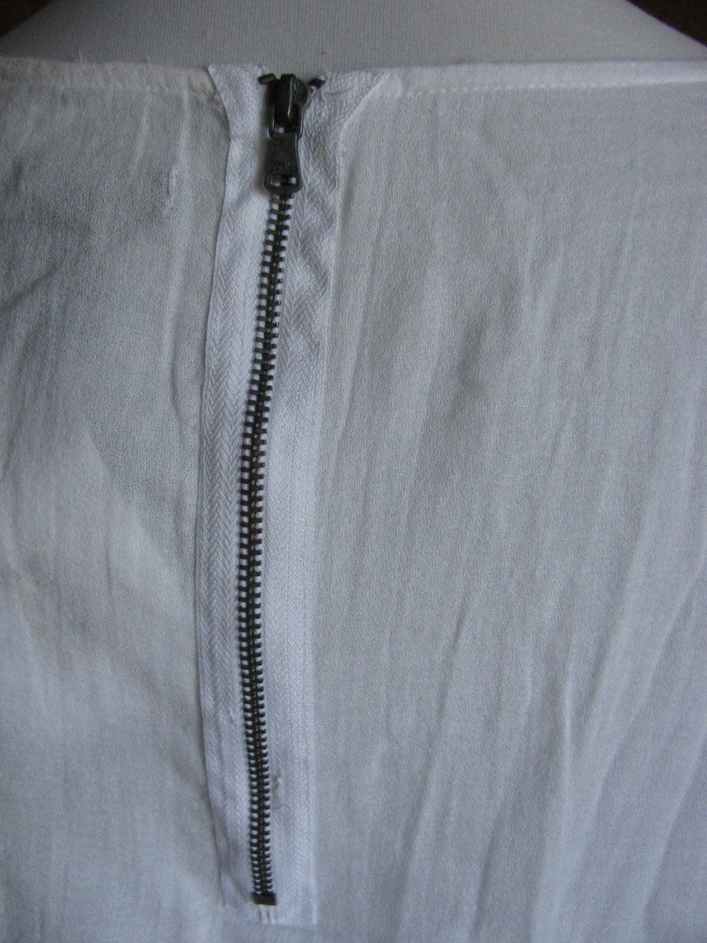 Calvin Klein Jeans women's white cotton decorated  top Size Medium NWT