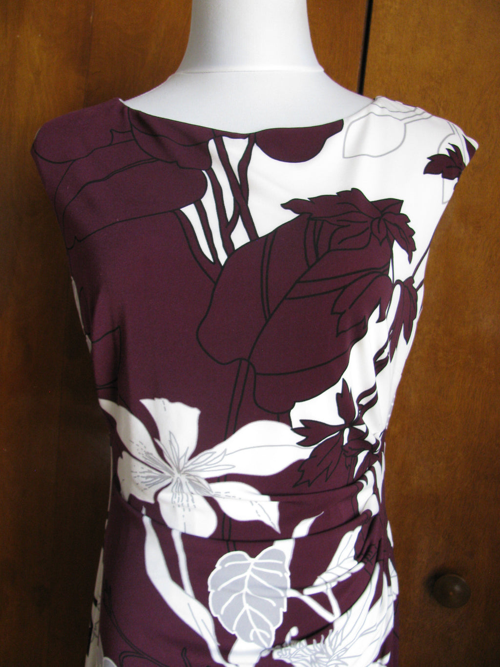 Ralph Lauren women’s burgundy bold floral lined stylish gathered dress New
