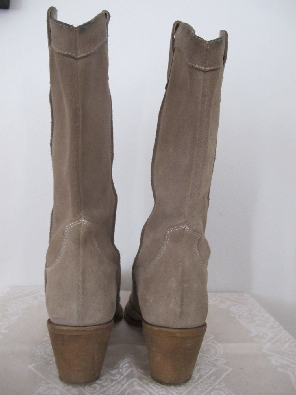 Chat Chat women's beige womens leather suede boots made in italy size 7