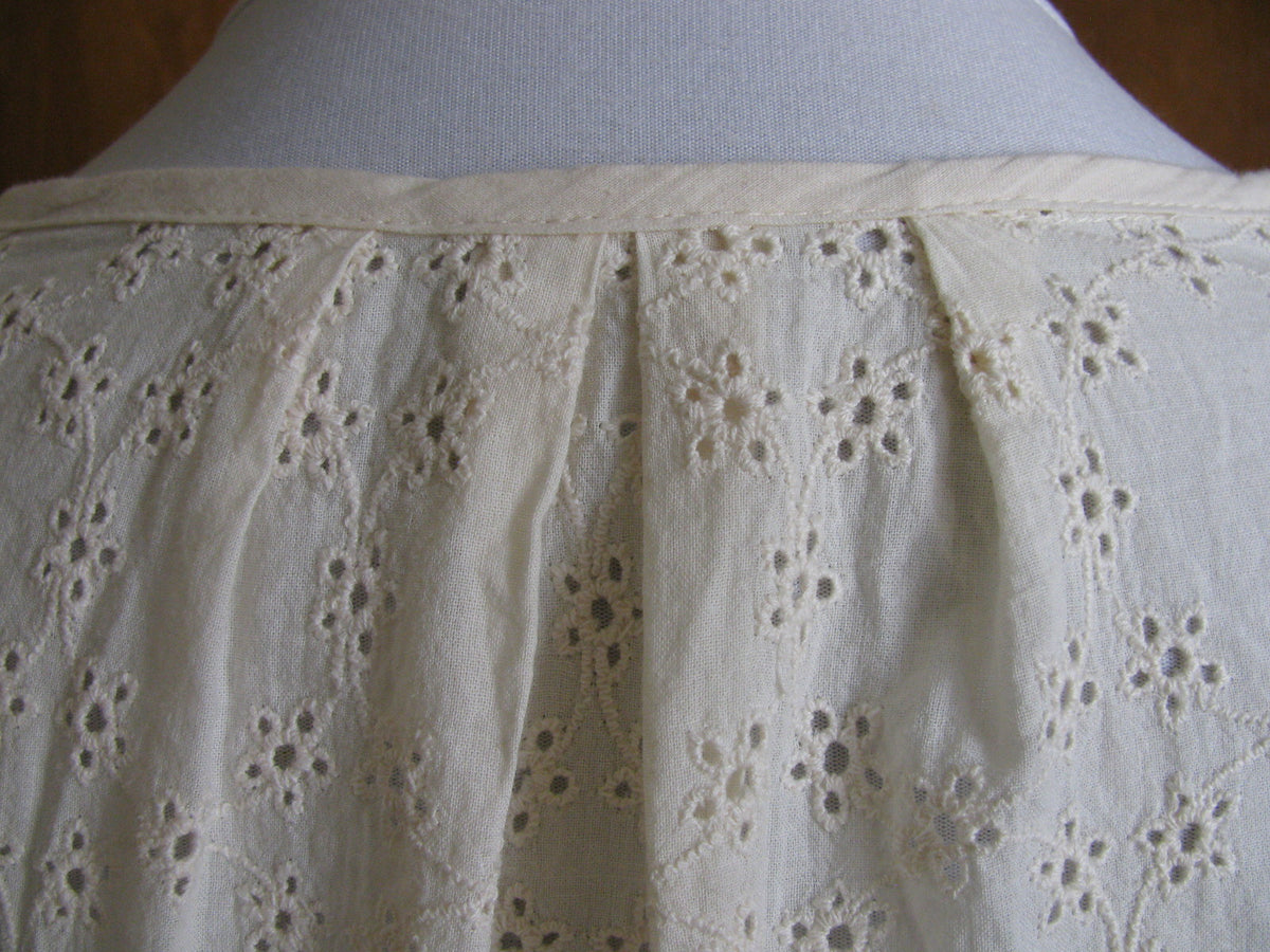 Free People women's 3/4 Sleeves ivory cotton crocheted fabric tunic top Medium 
