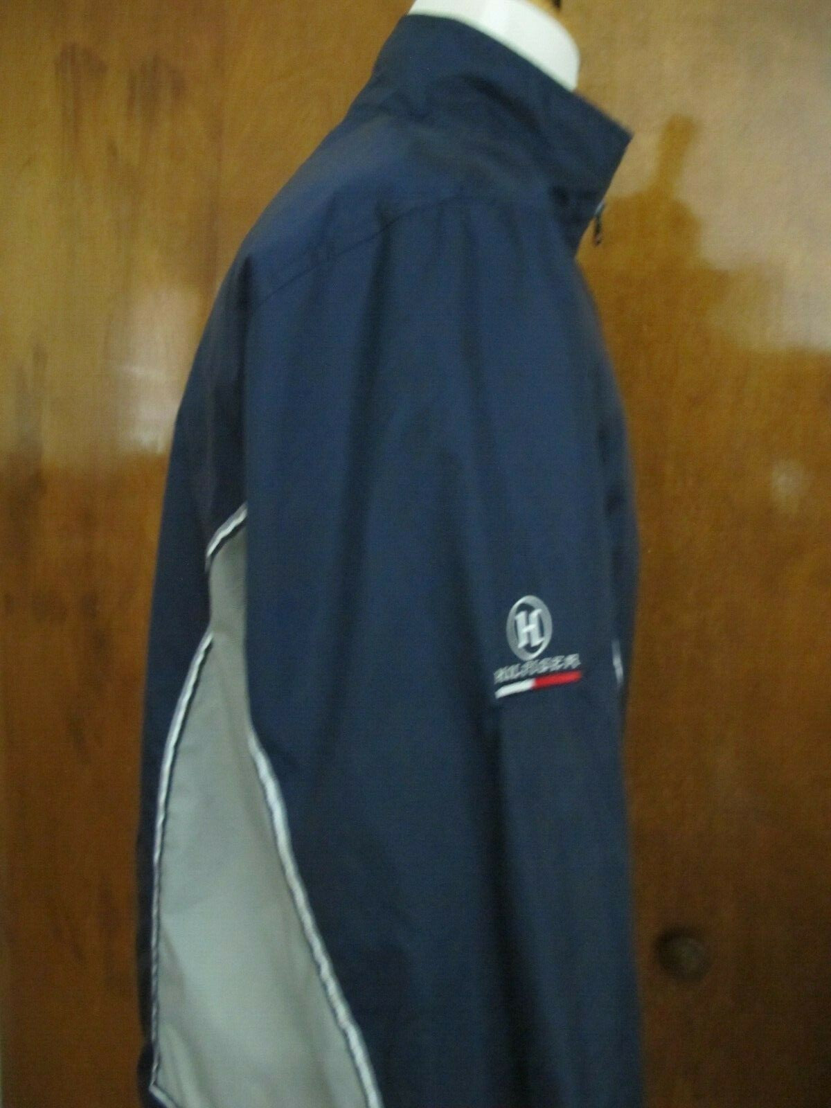 Tommy Hilfiger navy/gray boys XL zip out jacket 