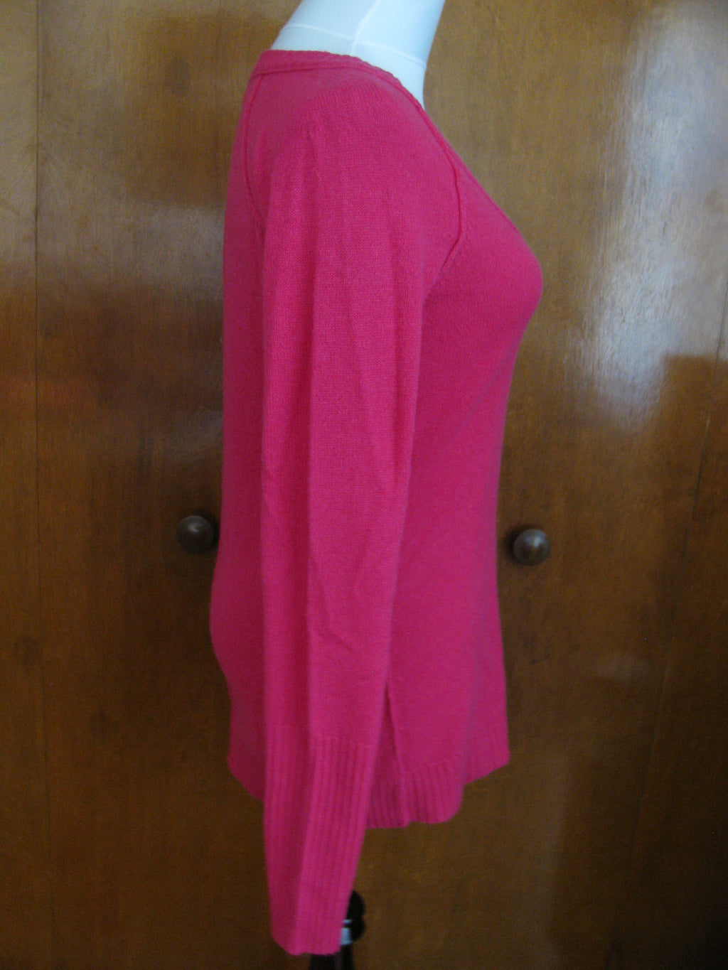 Aqua Women’s Pink Cashmere Boat Neck Back Detailed Sweater New