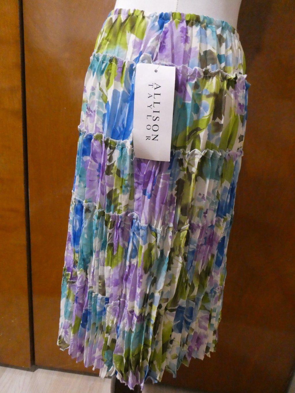 Allison Taylor Women's Multicolor Full Lined Pleated Skirt XLarge