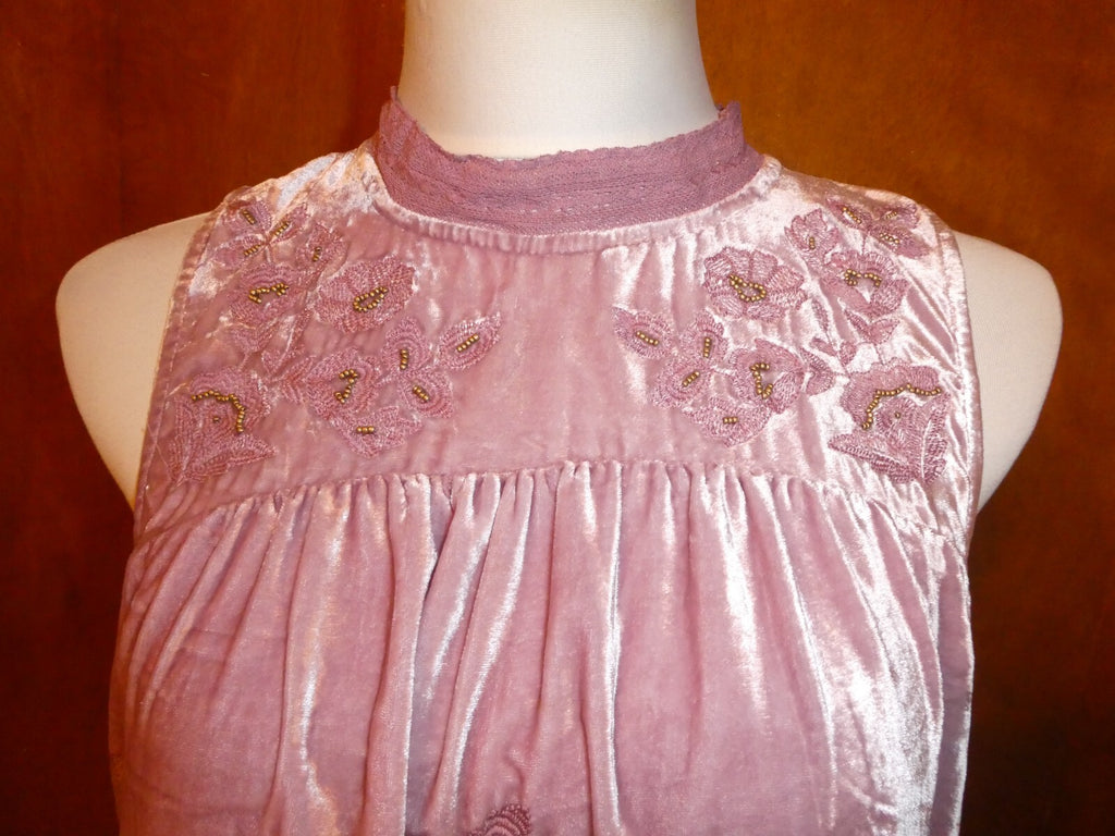 Anthropologie Floreal women's Embroidered pink viscose evening thank top size 12