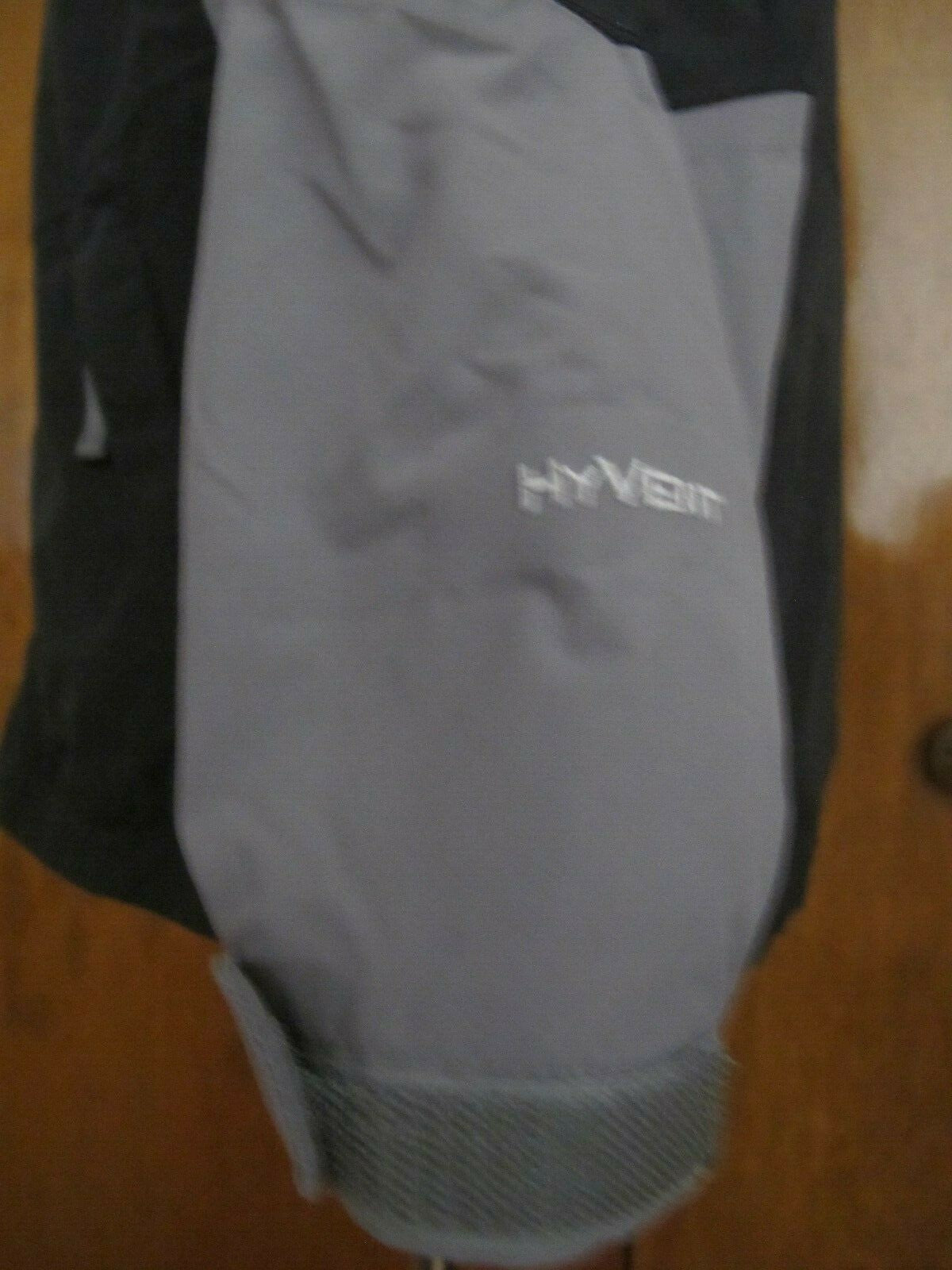 The North Face black boys XL zip out fleece jacket can be worn 2 different ways