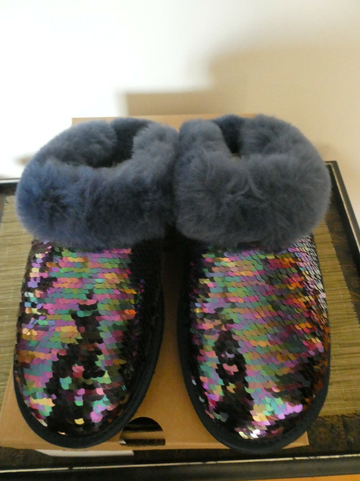 UGG Cluggette Sequins Sheepskin Flux Cozy Women Navy Slipper US 6 Style1127490