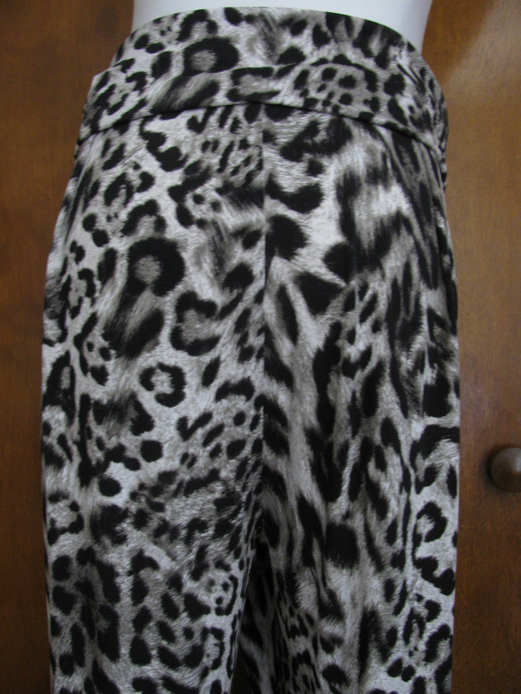 Michael Kors women's  black white cross over pant New