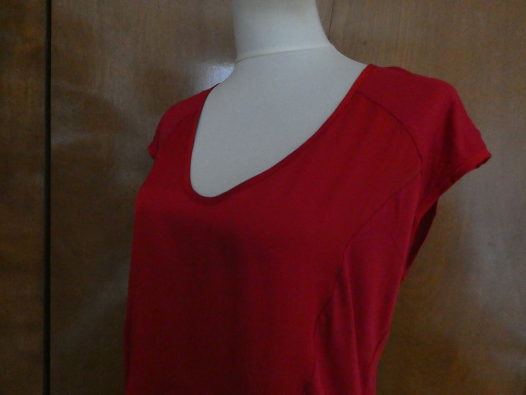Gap women's red detailed rayon top size Large
