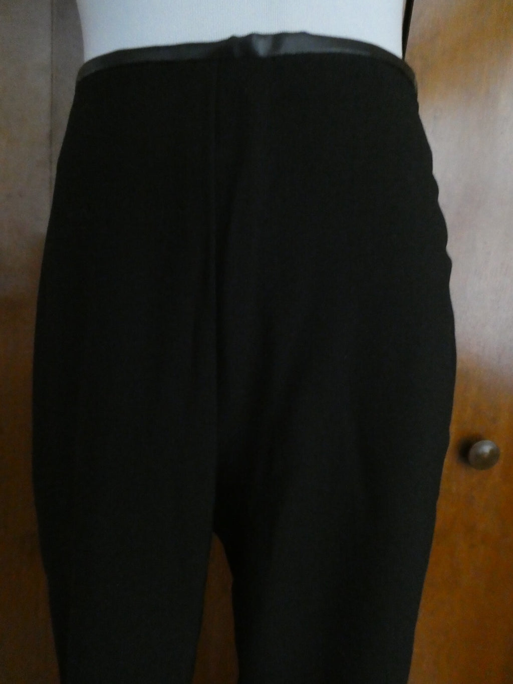 Gloria Vanderbilt women's black dress pants decorated with leather 14 (fits 12)