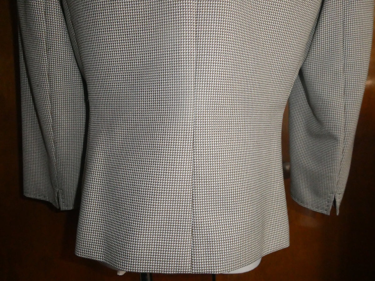 Tahari Asl Women Beige Gorgeous Blazer size 12 (can fit size 10)