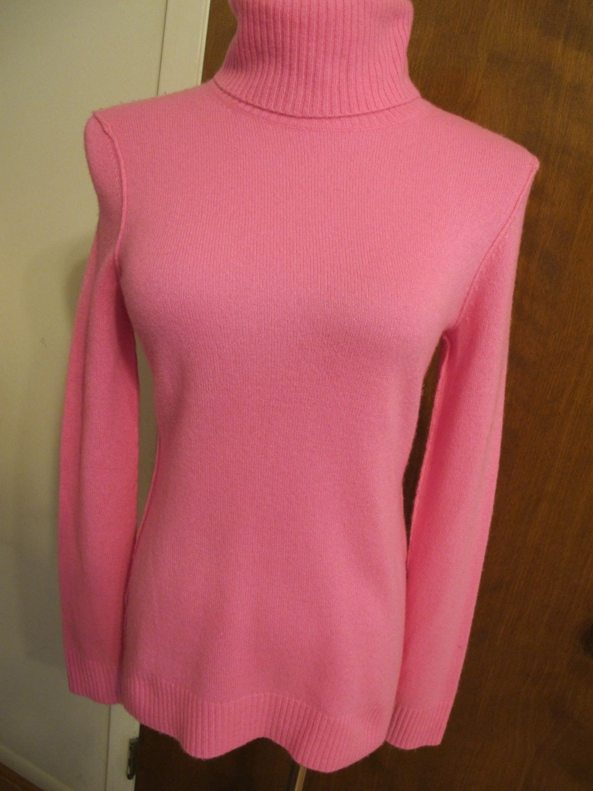 Bloomingdale Aqua Women Ultra Pink Cashmere Turtleneck Back Detailed Sweater XS