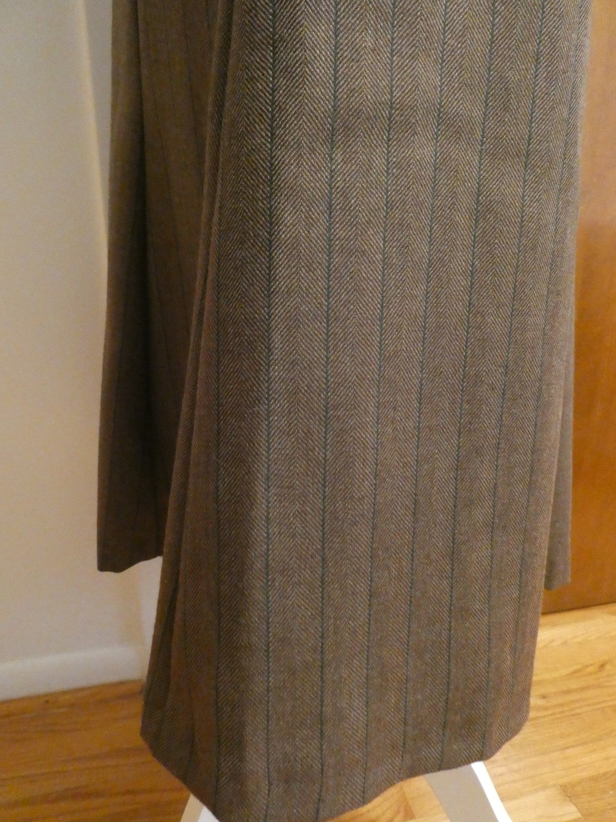 Harve Benard Women Brown Midi A Line 100% Wool/Lana Skirt 12 Made in Ukraine