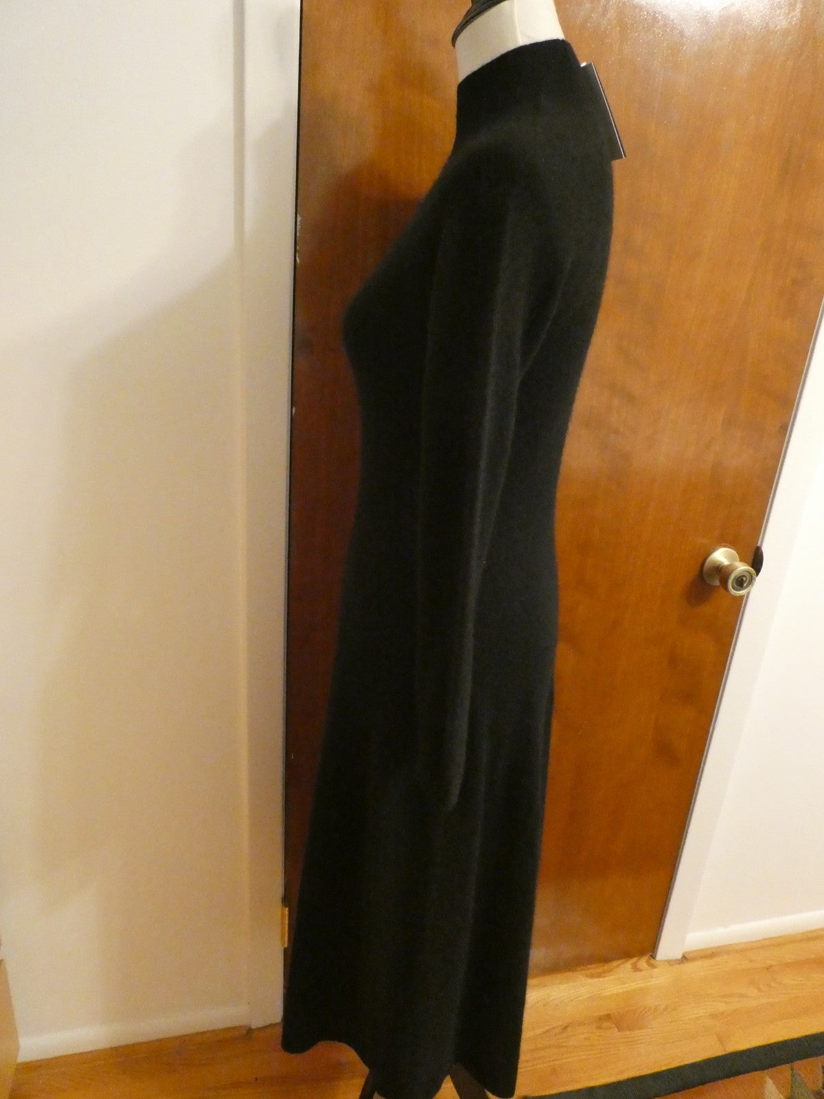 Bloomingdale's 100% 2-Ply Cashmere Black Mock Neck Midi Dress NWT $248 Size XS