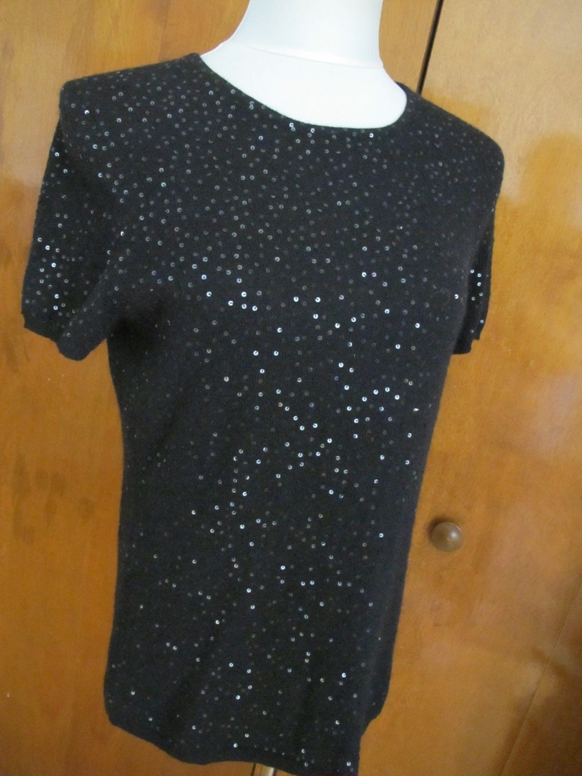 By Bloomingdale’s womens black evening cashmere sweater 