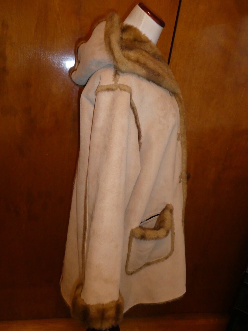 Jones New York Women’s Beige Faux Fur Reversible Hooded Winter Coat Size Large