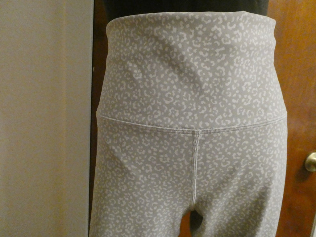 Lululemon Women Wunder Train High-Rise Crop 23" White/Gray Sz 14