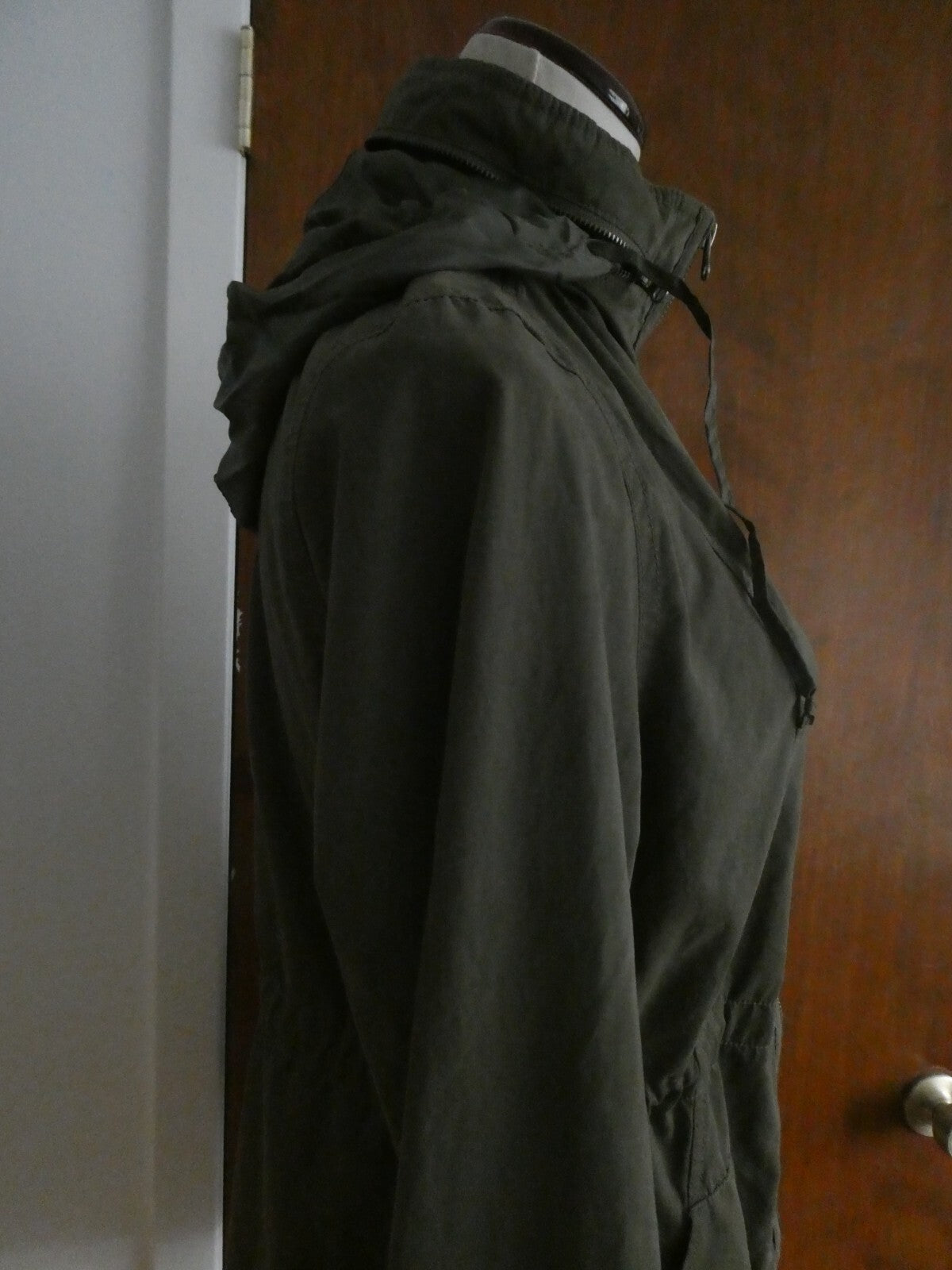 Mossimo Supply Co Women’s Olive Green Water Resistant Hood Jacket Size Small