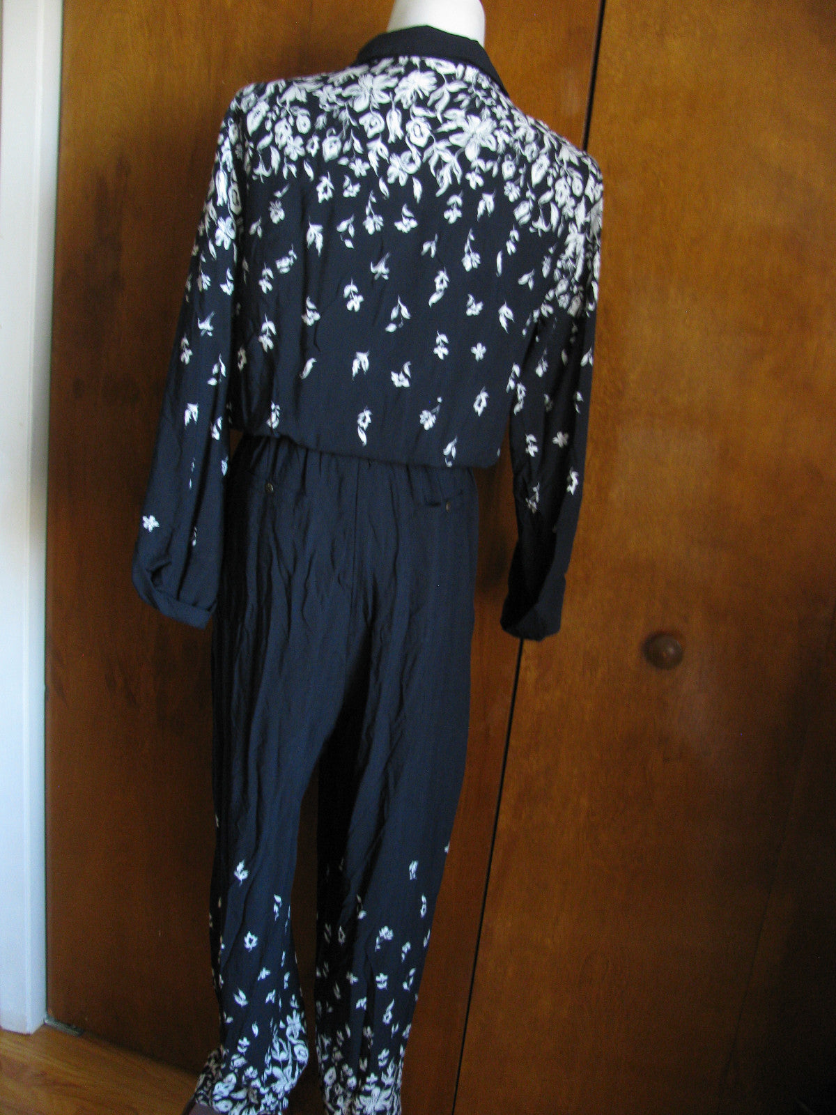Anthropologie Lilka Women’s Floral Printed Jumpsuit Long Sleeve 