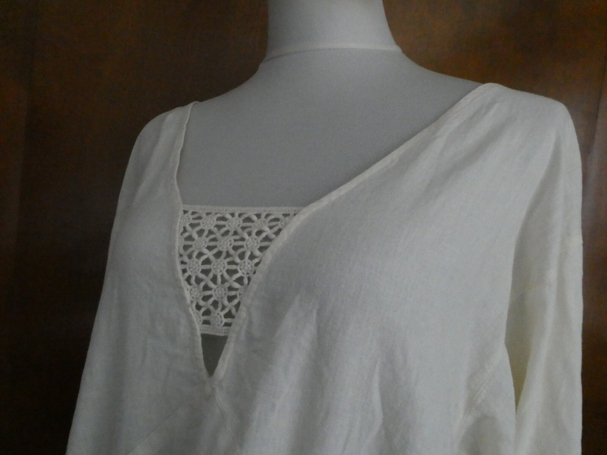 Free People women's ivory linen/rayon crocheted long sleeves top size small