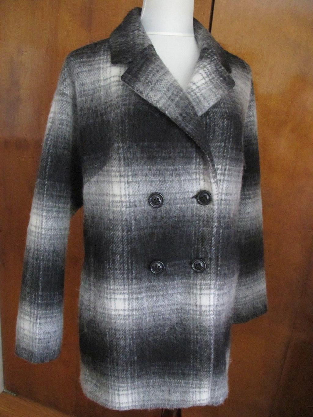 Wildflower Women’s black white Basic Jacket Coat Size Medium NWT fits Large