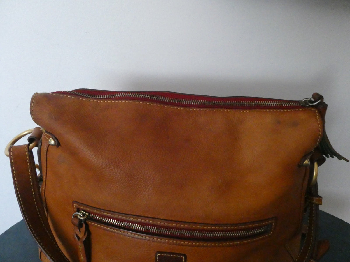 Vintage Dooney & Bourke AWL British Tan Leather Large Hobo Shoulder Bag USA