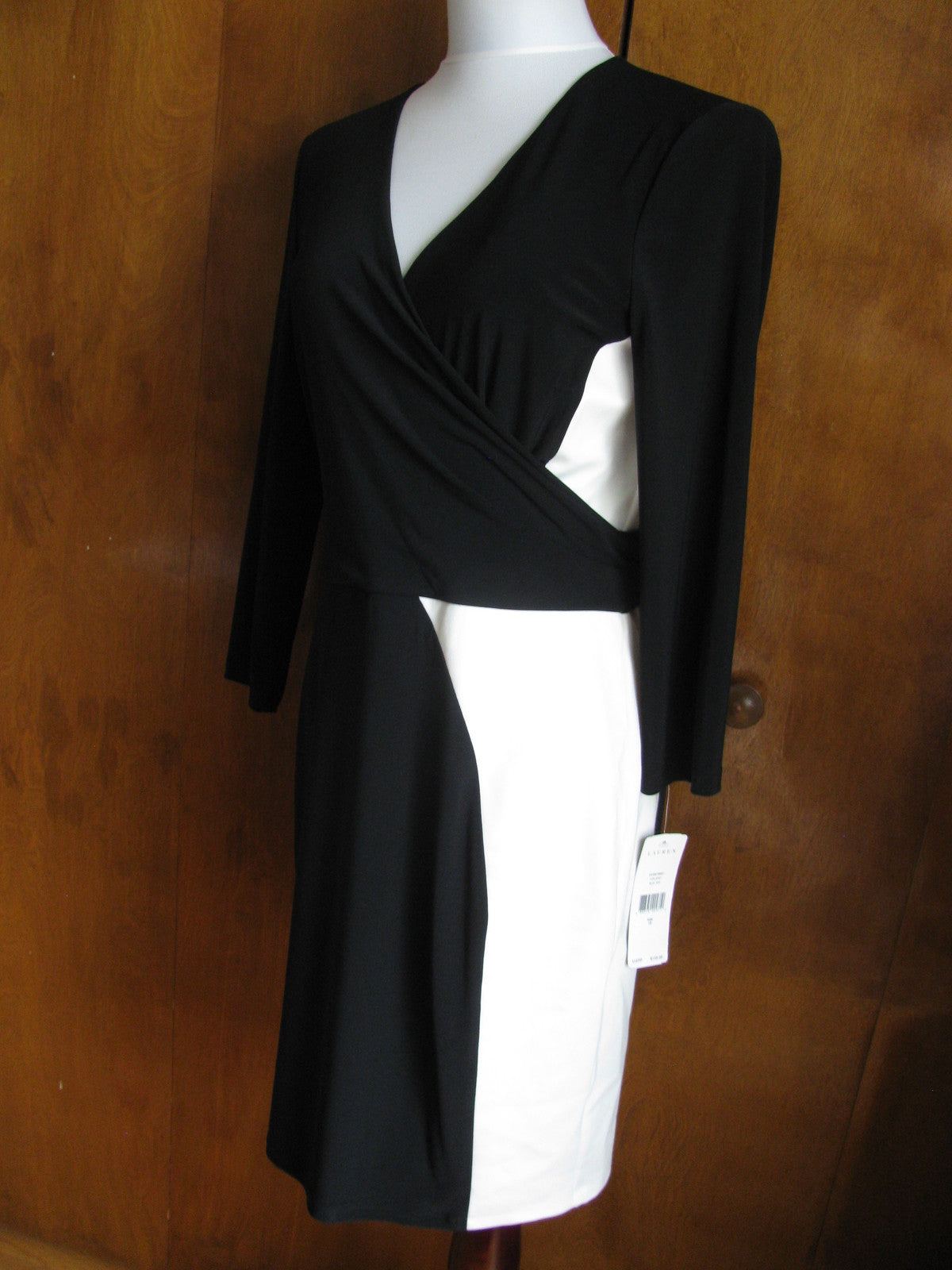 Lauren Ralph Lauren women’s black, white long sleeves dress 10