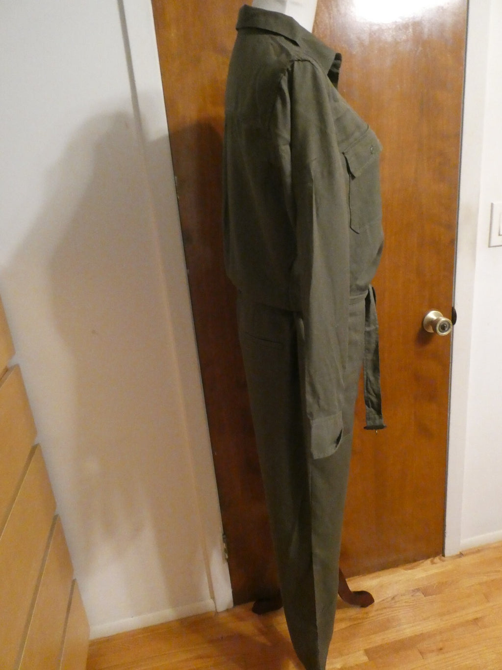 Gap women’s army green long sleeves lyocell jumpsuit size Medium, Large