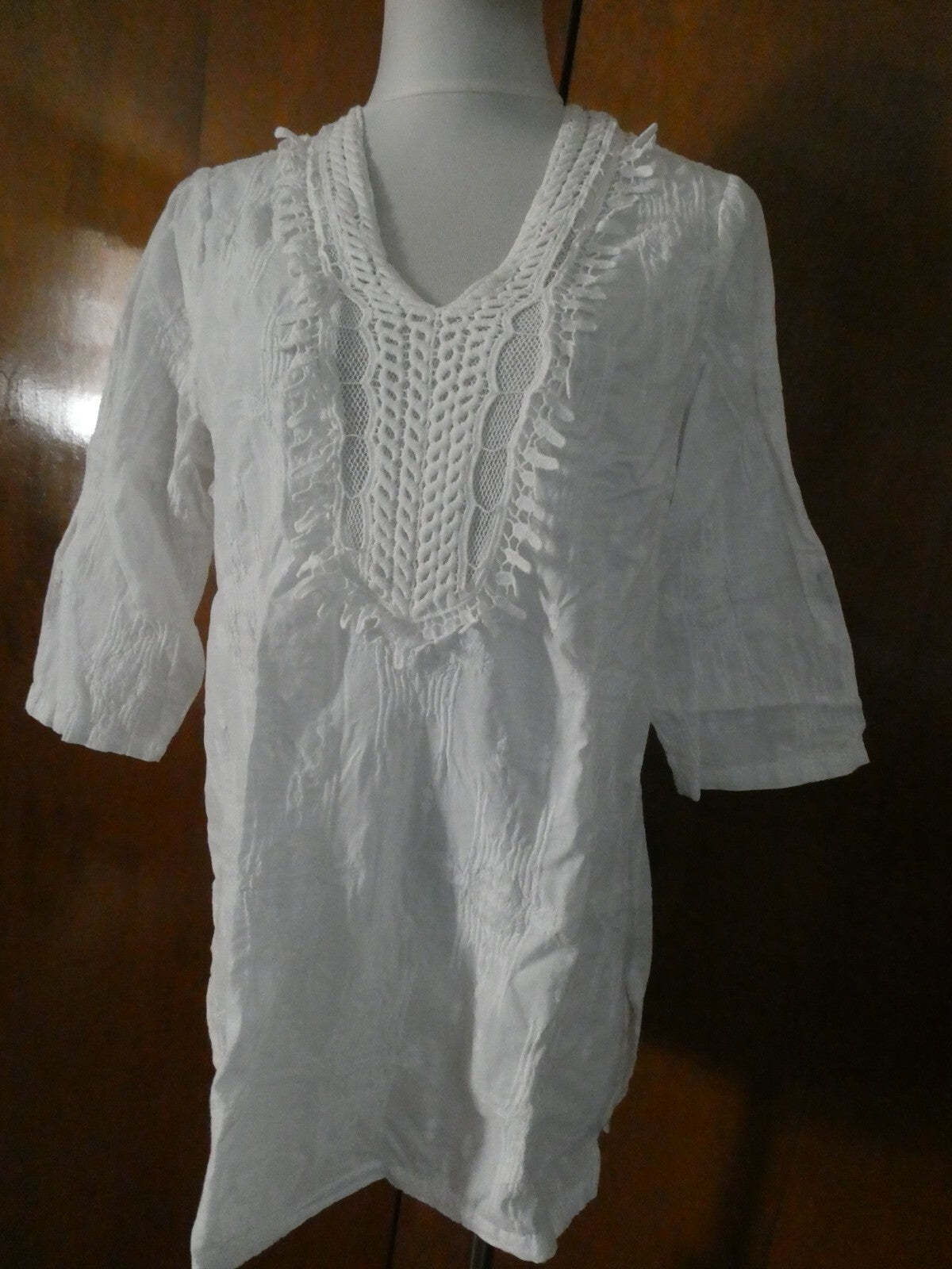 XCVI women's white cotton crafted embroidered 3/4 sleeves top Large 