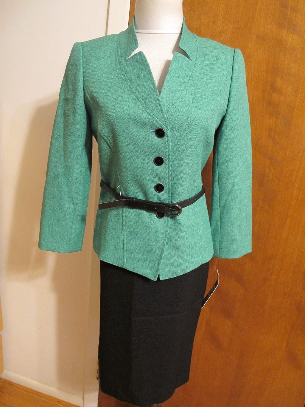 Tahari Asl Women’s green black 2 Piece Skirt Suit Size 6 new