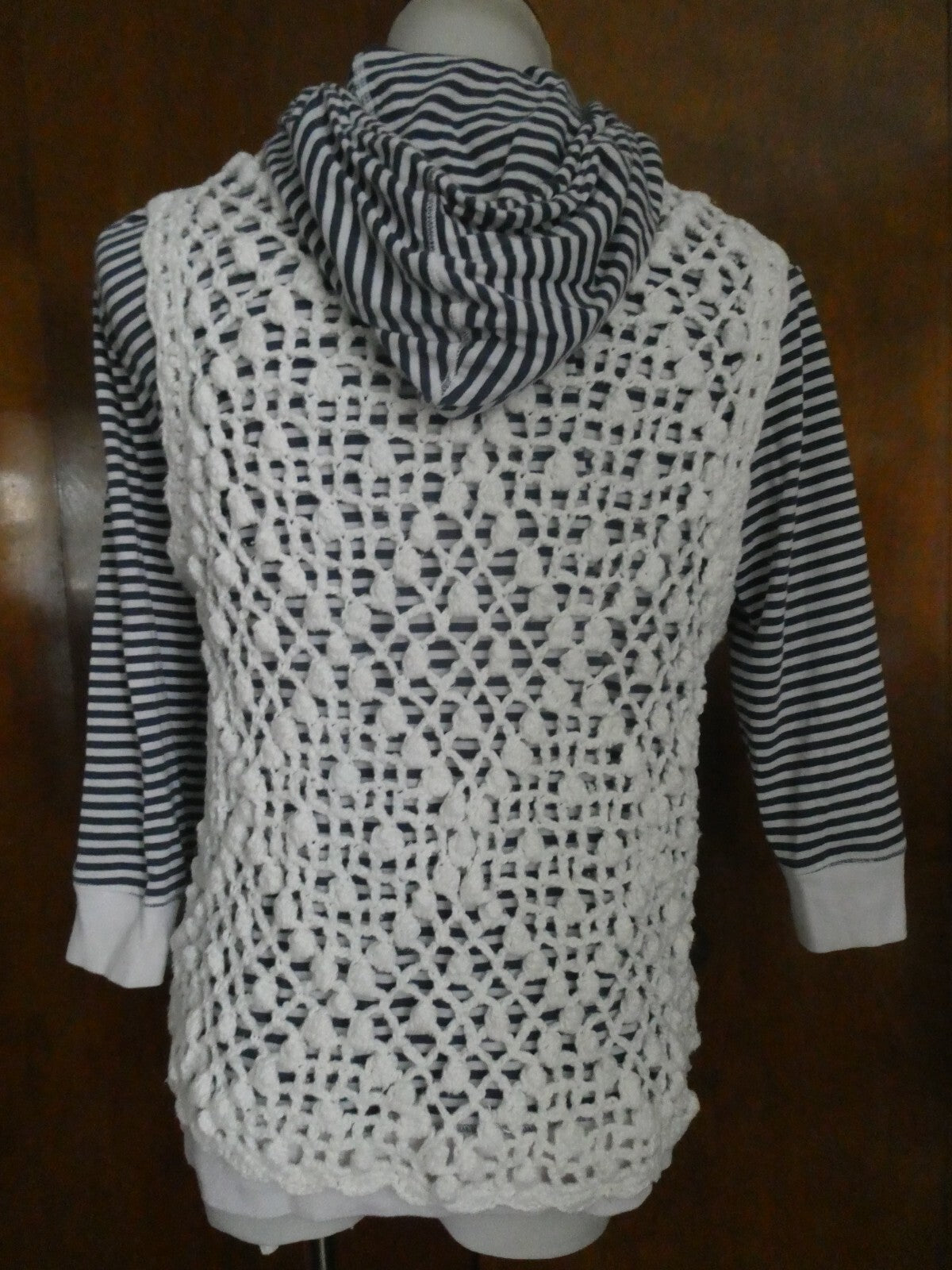 Juicy Couture women's crochet cotton/ white stylish open front cardigan Medium