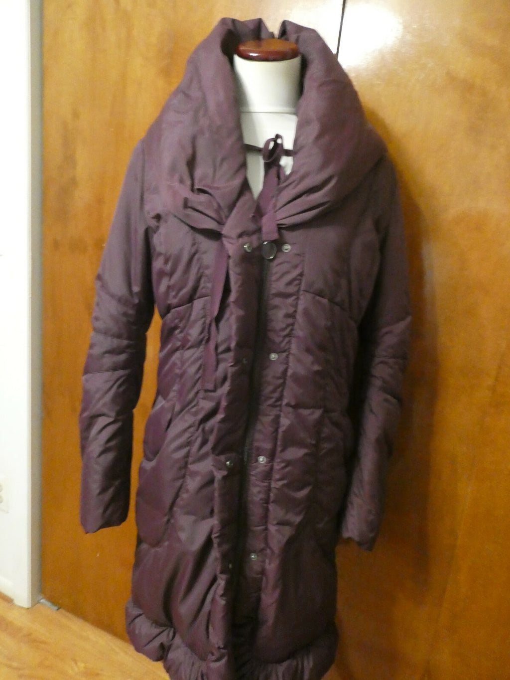 Tahari Women's Burgundy Down Puffer Winter Detailed Coat Jacket Small