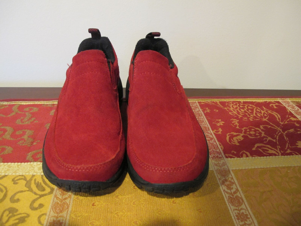 L.L. Bean Dark Red Women's Suede Slip On Shoes 7 Medium 