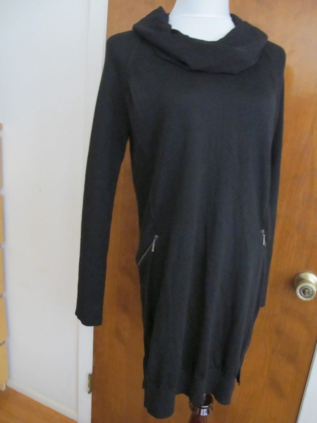 Design History Women's Black Stylish Sweater Dress Size Large NWT