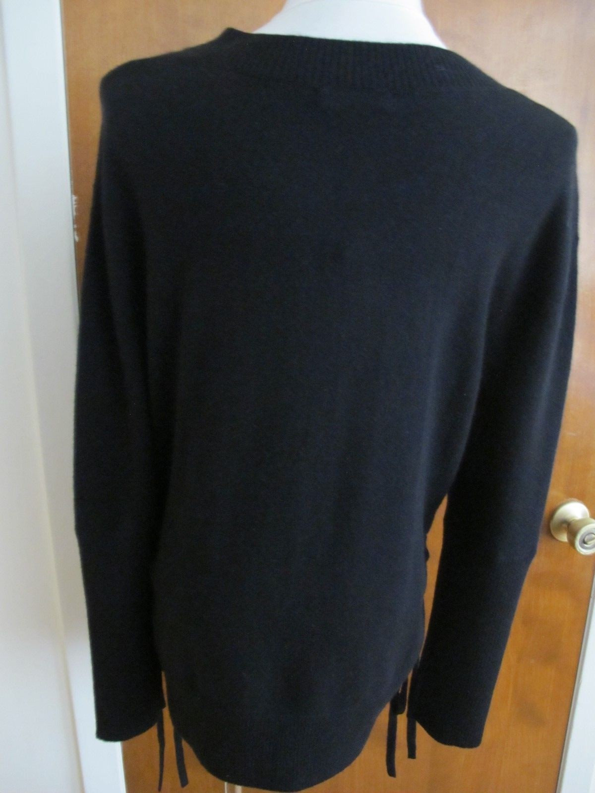 Bloomingdale Aqua Women's Black Cashmere Detailed Sweater Size New