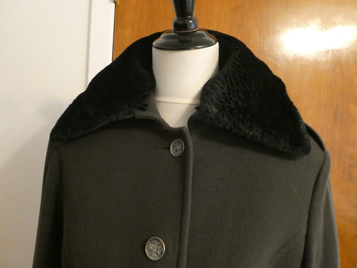 Marvin Richards Women's Long Wool Blend Coat Classic Winter Size 14(fit size8)
