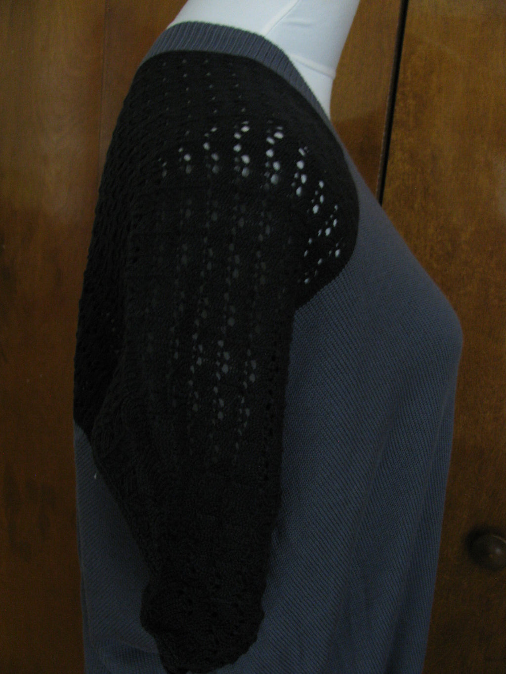 Gap women's gray black knitted gorgeous dolman vest large