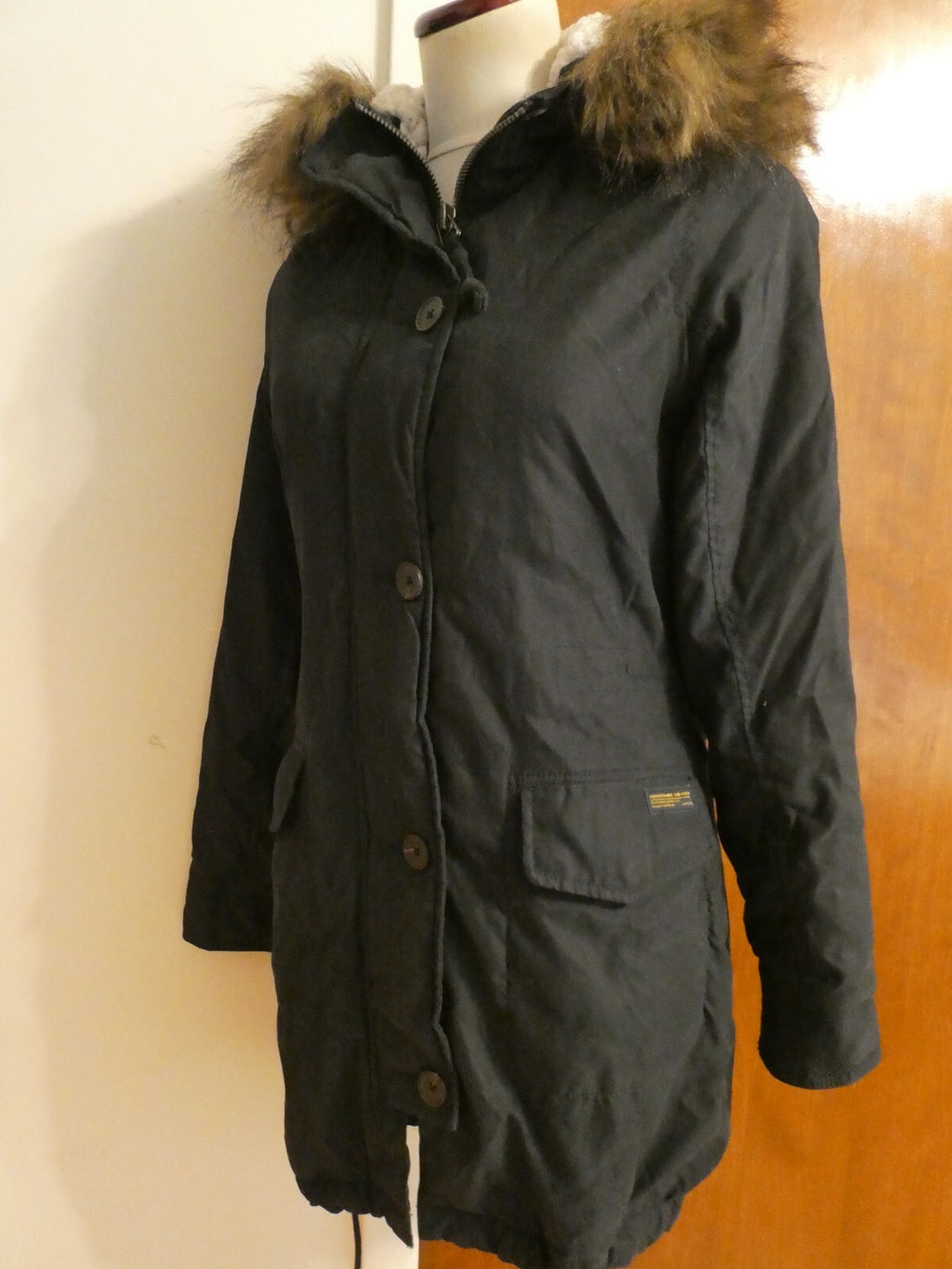 Abercrombie & Fitch Women's Long Faux Fur Winter Hooded Coat Jacket XSmall