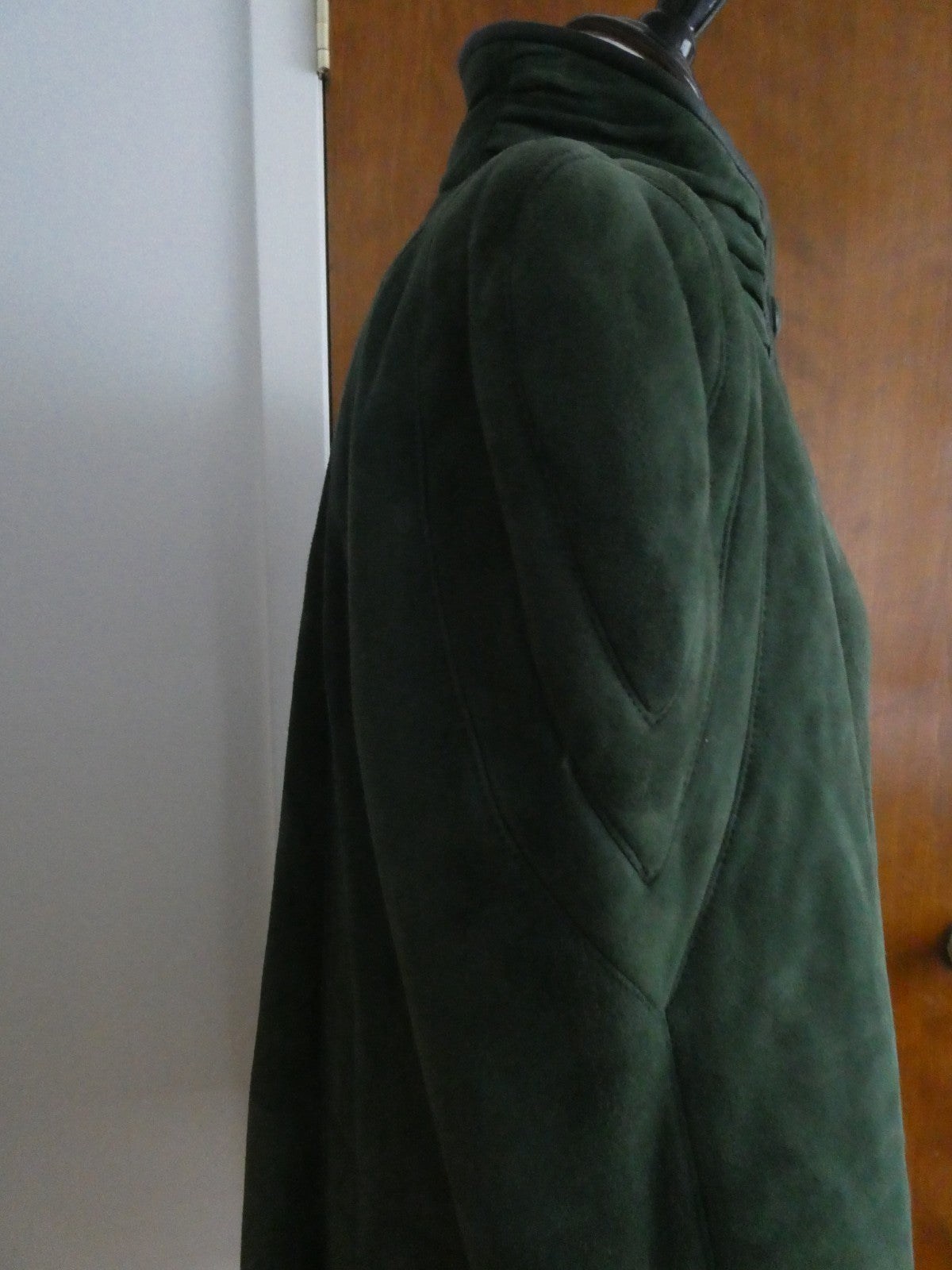 Women's Green Shearling Sheepskin Mid Long Winter Coat Made In Spain Size 10 NWT