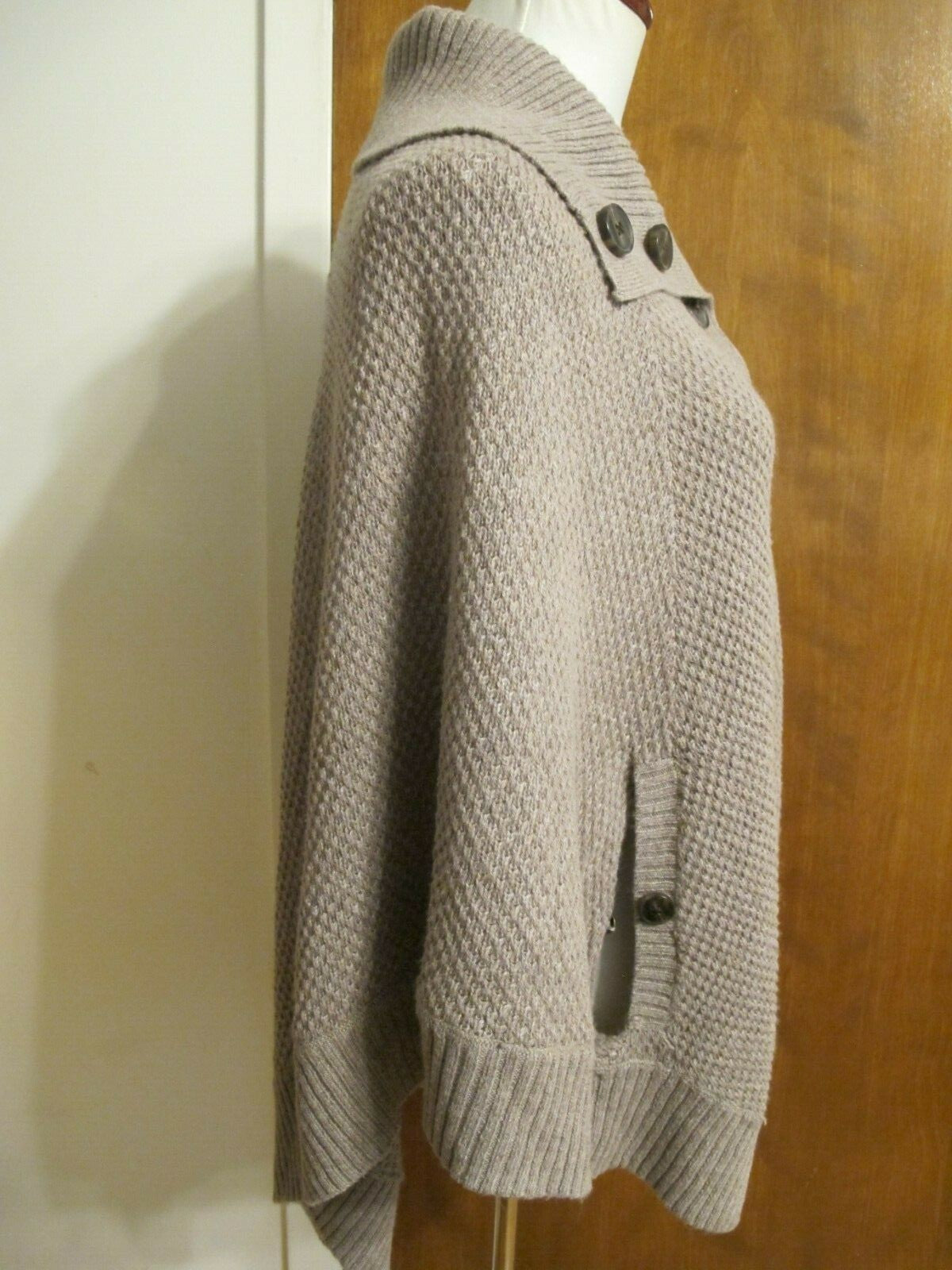 Gap Poncho  Women's Beige With Pockets Medium