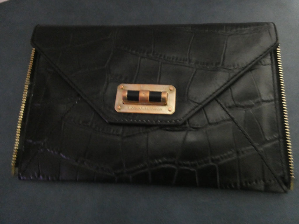 Vintage Diane Von Furstenberg Black Leather Clutch 8 card slots Gold Turn Lock