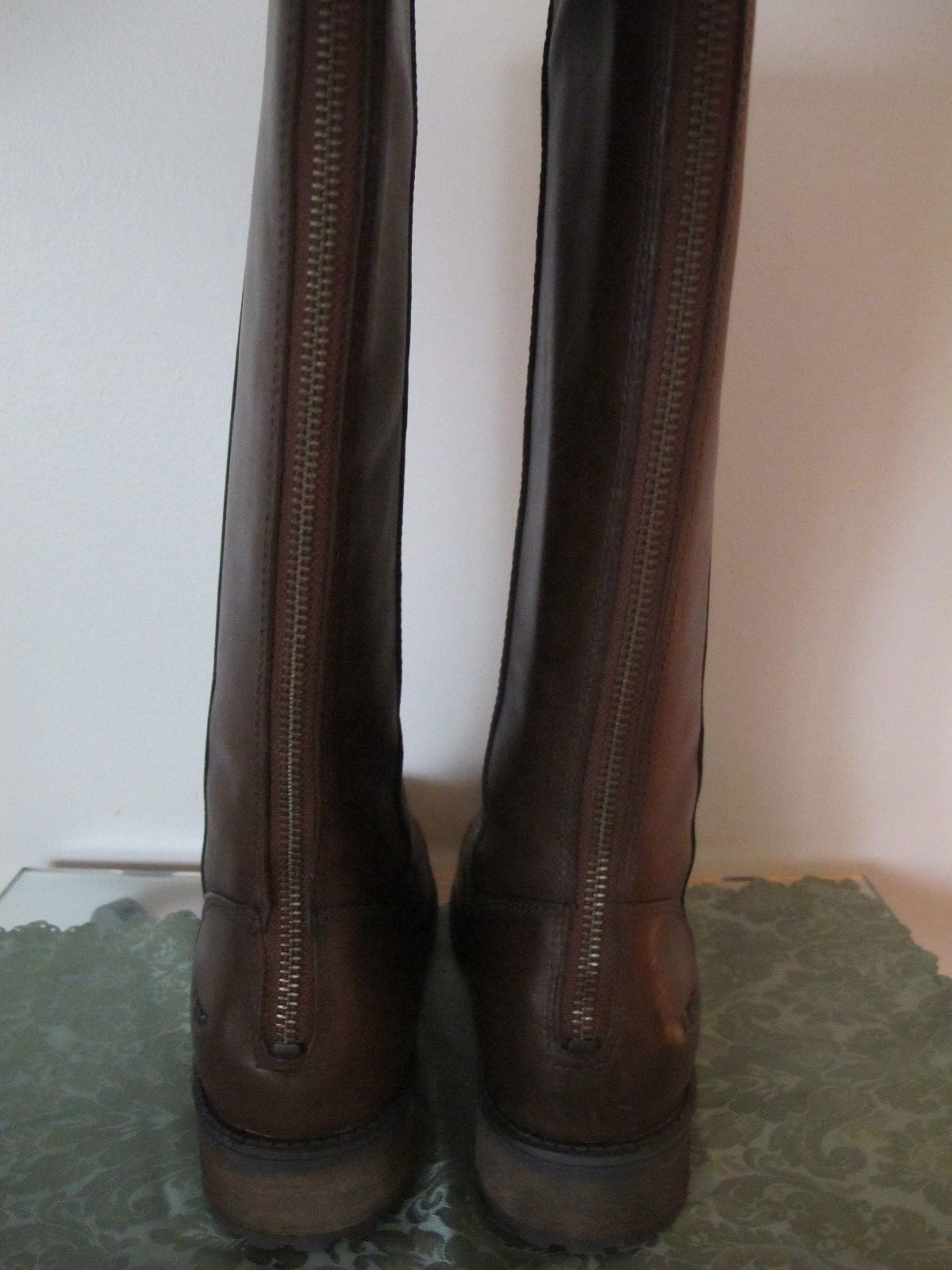 Ugg Australia women brown water resistant leather upper tall New boots 7