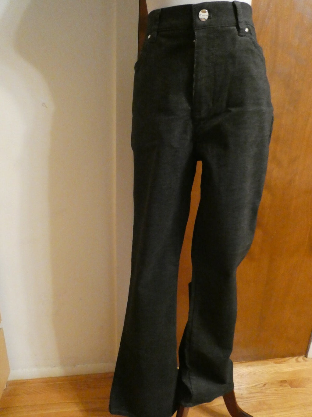 Jones New York Signature Stretch women's gray pants size 10 