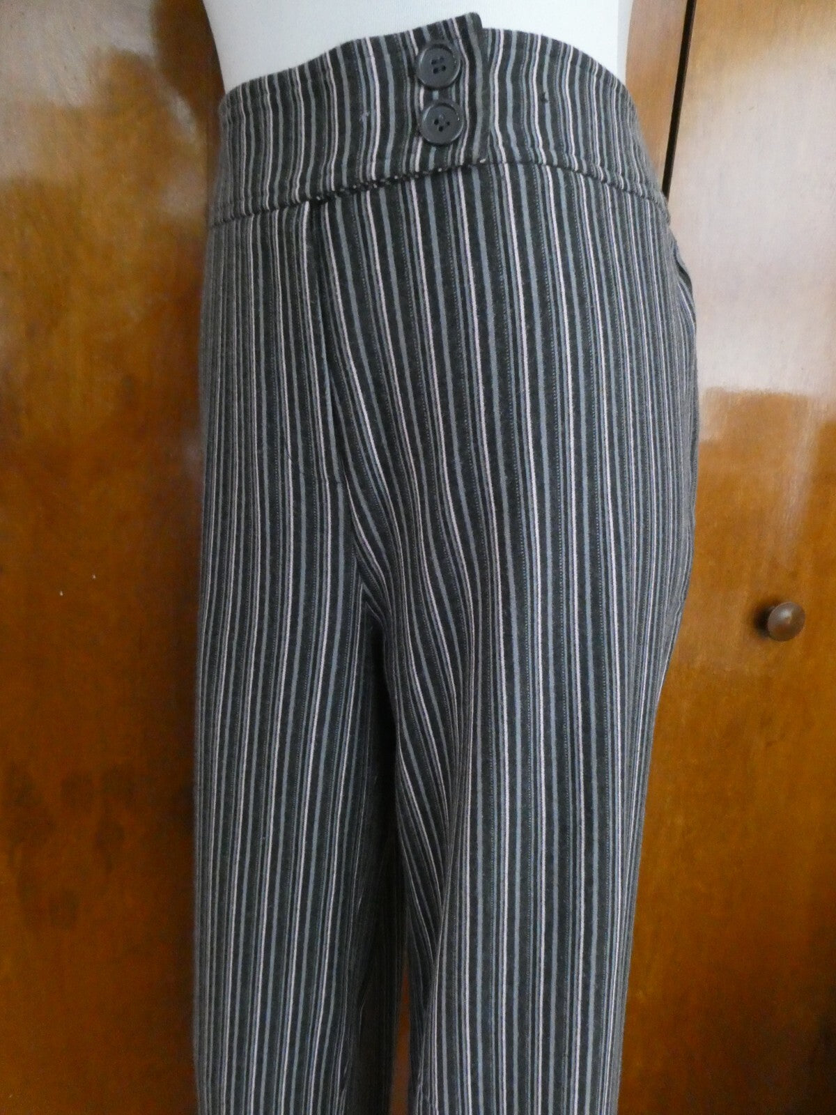 New York &Company women striped wide leg pants size large